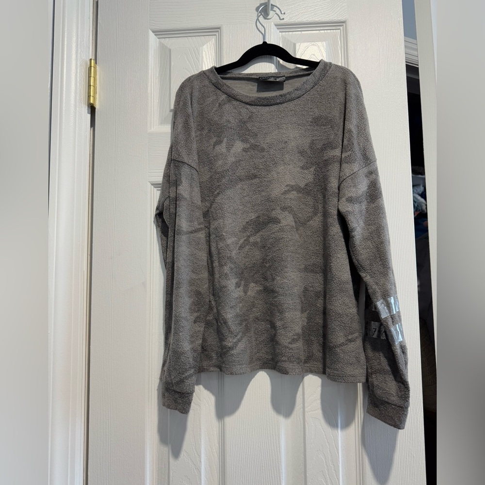 Girls Chic 2 Chic Gray Camo Print Sweatshirt